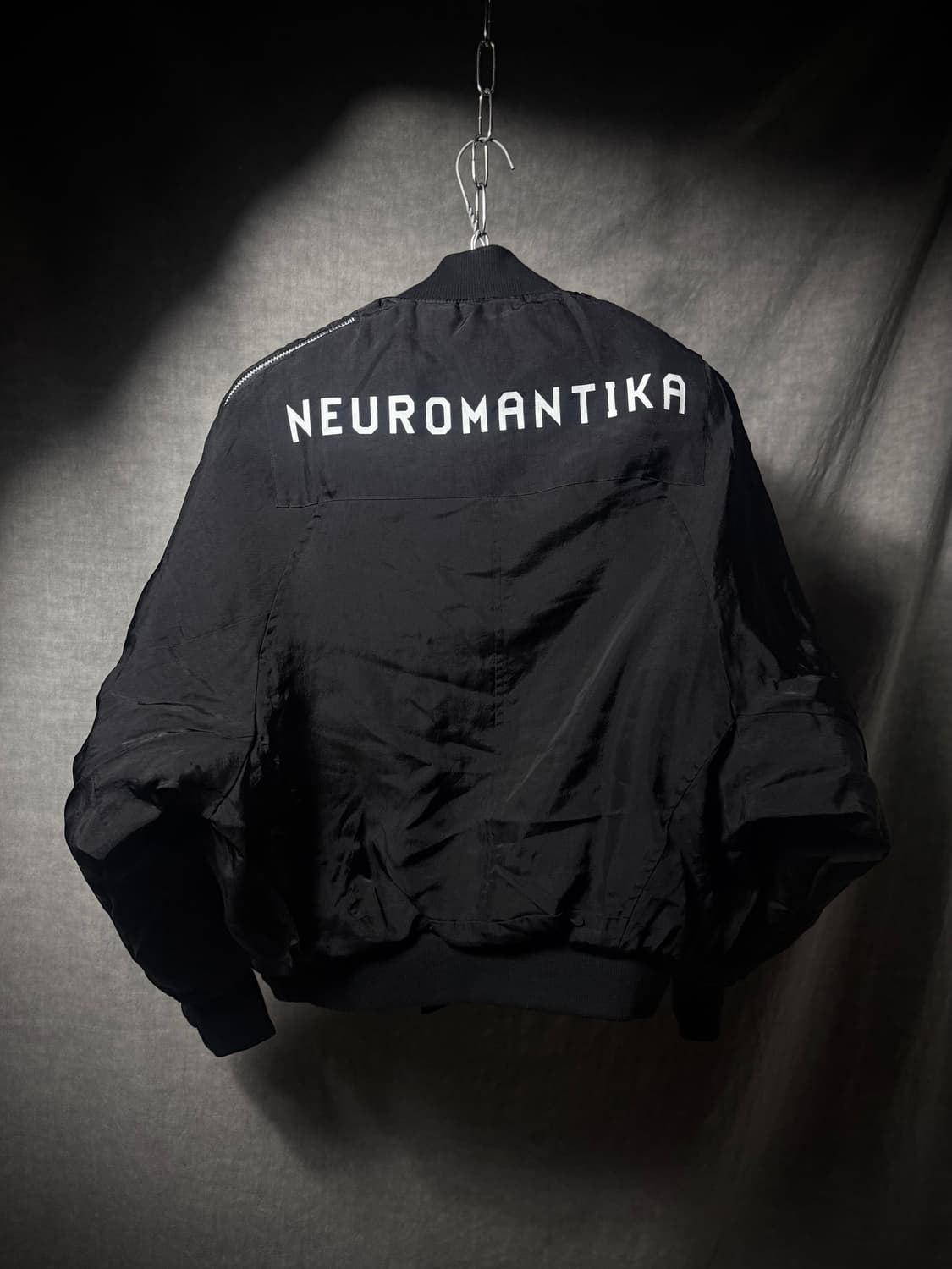 JULIUS 17FW NEUROMANTIKA Runway Bomber 상품이미지8