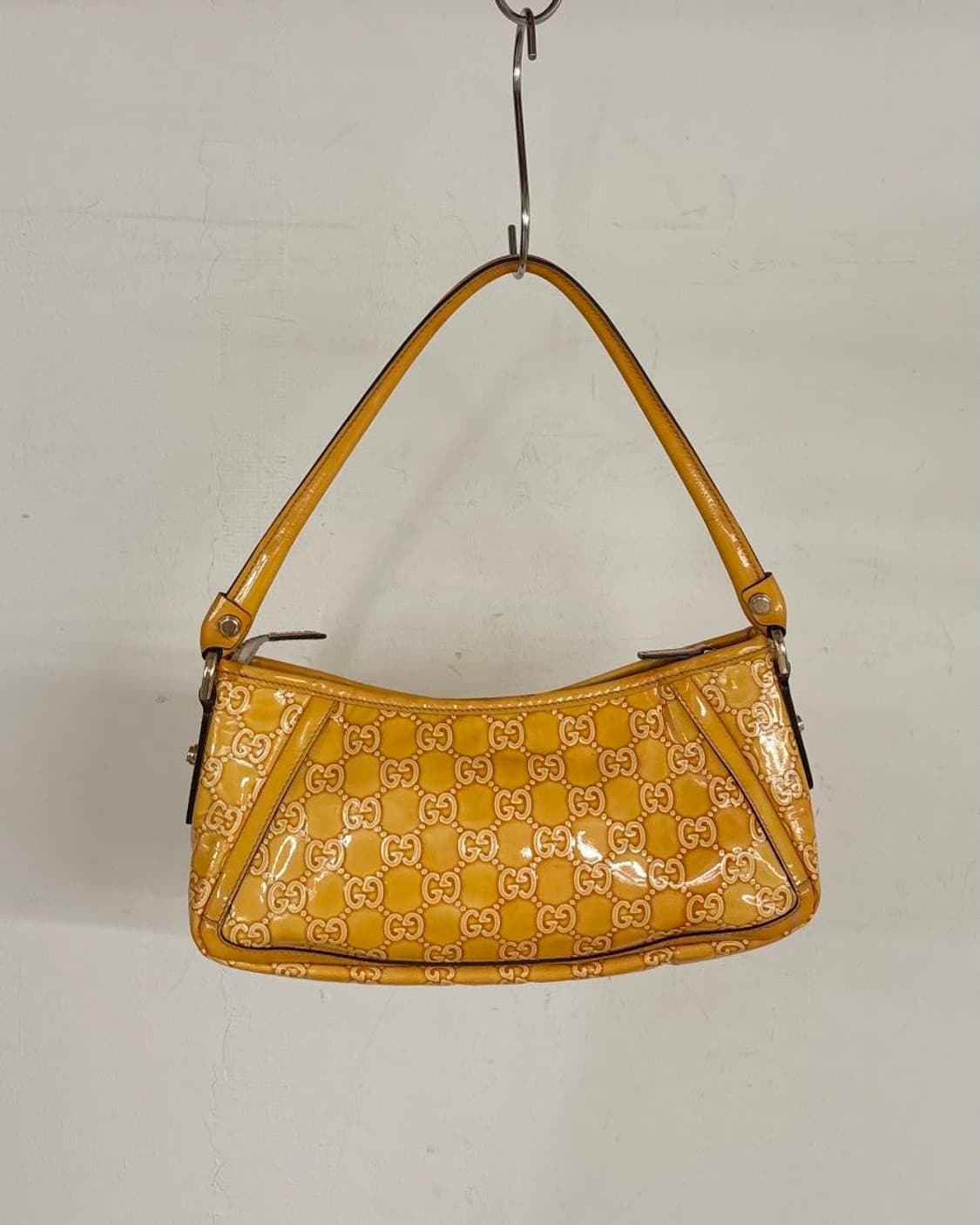 구찌 옐로우 GG 아비 D - 링 바게트 백 상품이미지3