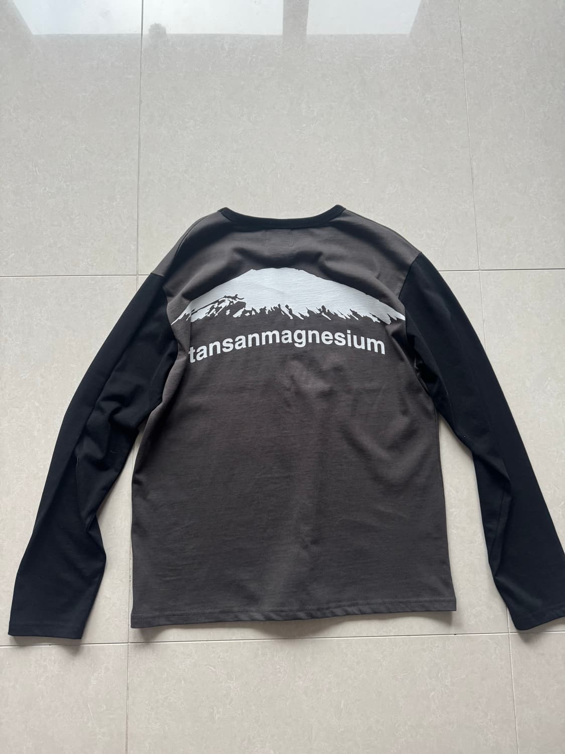 탄산마그네슘 롱슬리브 팝니다 상품이미지2