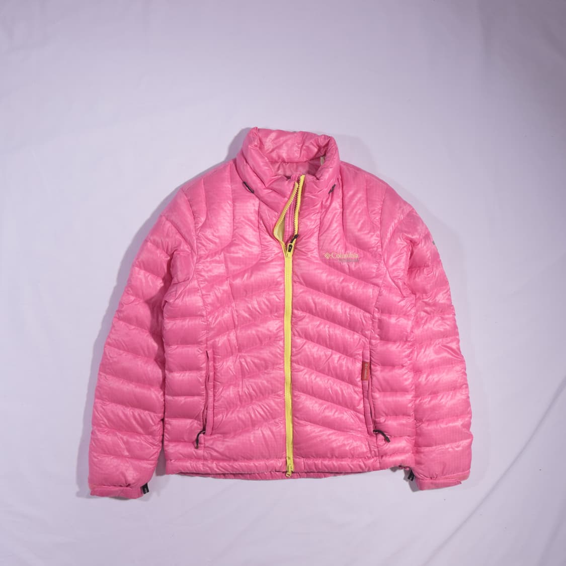 컬럼비아 경량패딩 B76 상품이미지1