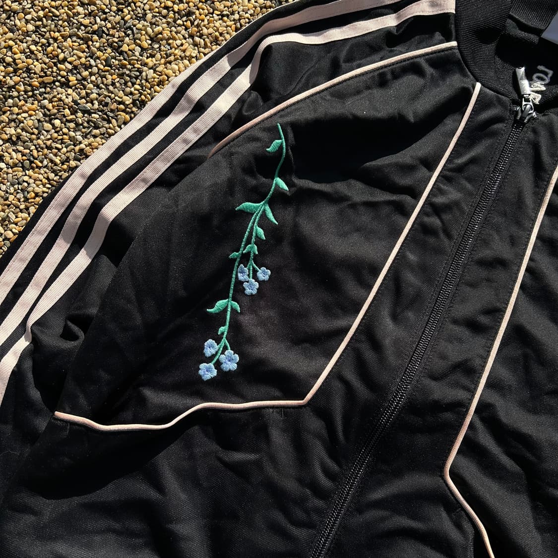 아디다스(ADIDAS)슈퍼스타 자수 트랙탑 져지 상품이미지4