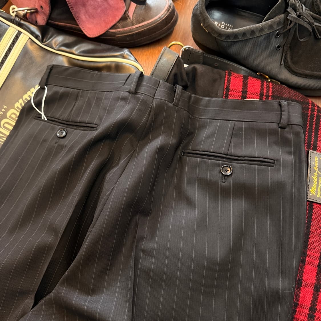 아르마니 꼴레지오니 원턱 스트라이프 블랙 카브라 슬랙스 팬츠 34 상품이미지5