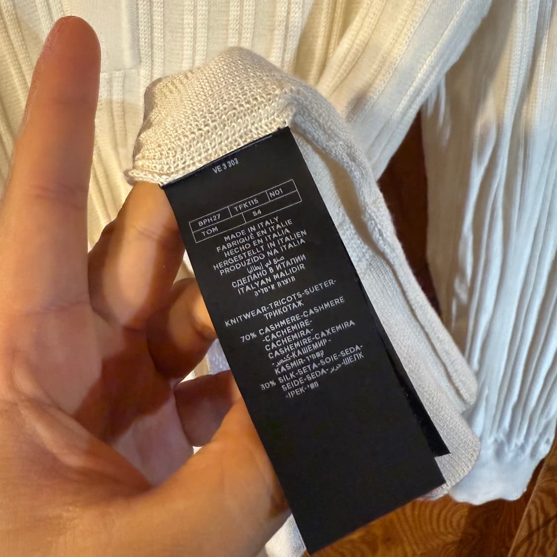 톰포드 캐시미어 실크 헨리넥 셔츠 판매 합니다. 상품이미지7