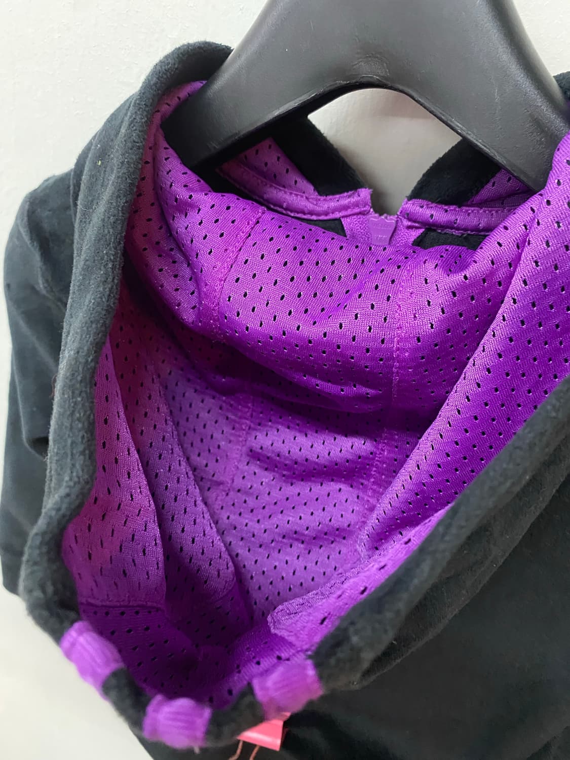 아디다스 키즈 벨벳 트레이닝복 세트 3T 상품이미지4