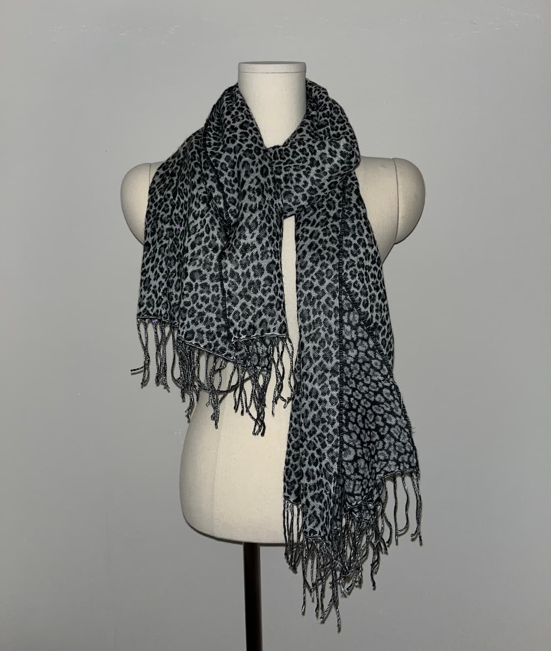 Japanese vintage leopard print scarf 상품이미지1