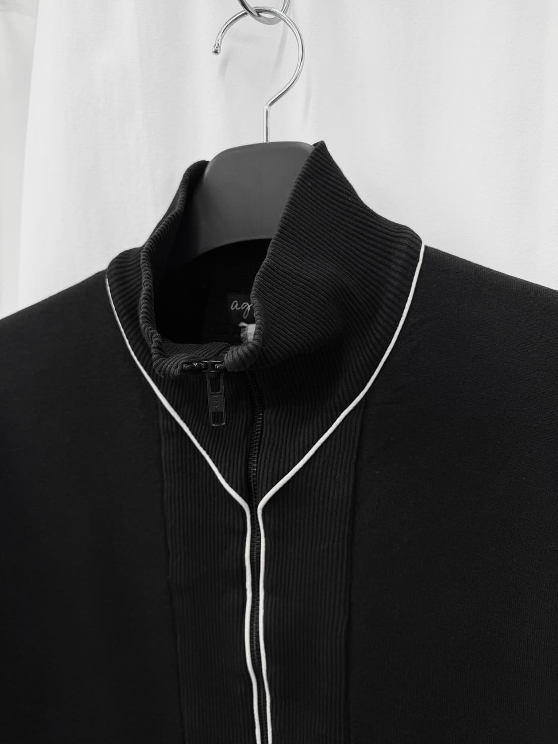 agnes b homme 파이핑 집업 자켓 상품이미지2