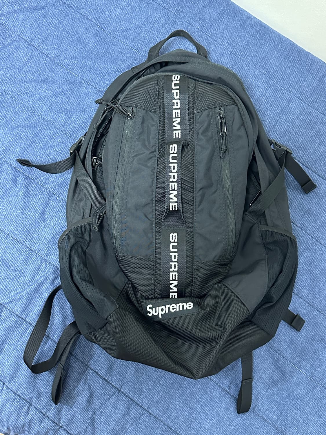 새상품급 22FW시즌 슈프림 가방 블랙  상품이미지1