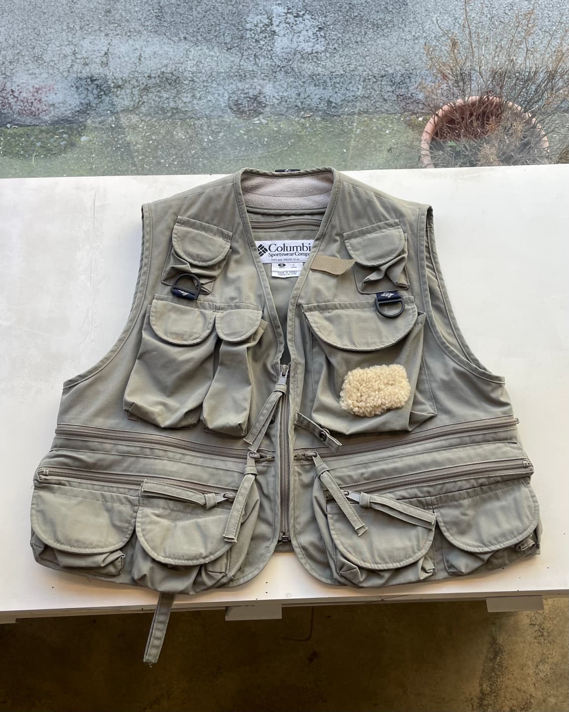 Columbia ‘PFG’ fishing vest 콜럼비아 피싱 베스트 상품이미지1