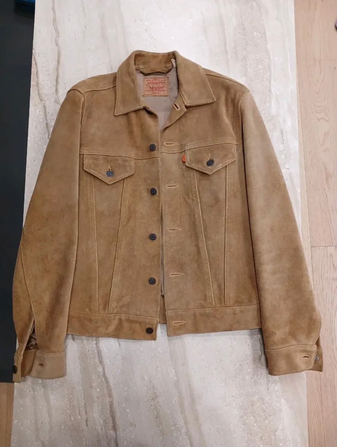 SUPREME LEVI'S SUEDE TRUCKER JACKET 상품이미지4
