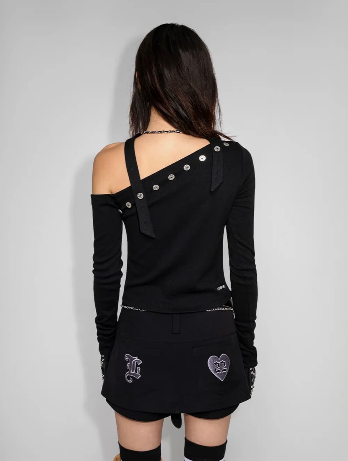 YEEL(leey) UNBALANCE BUTTON TOP BLACK 상품이미지3