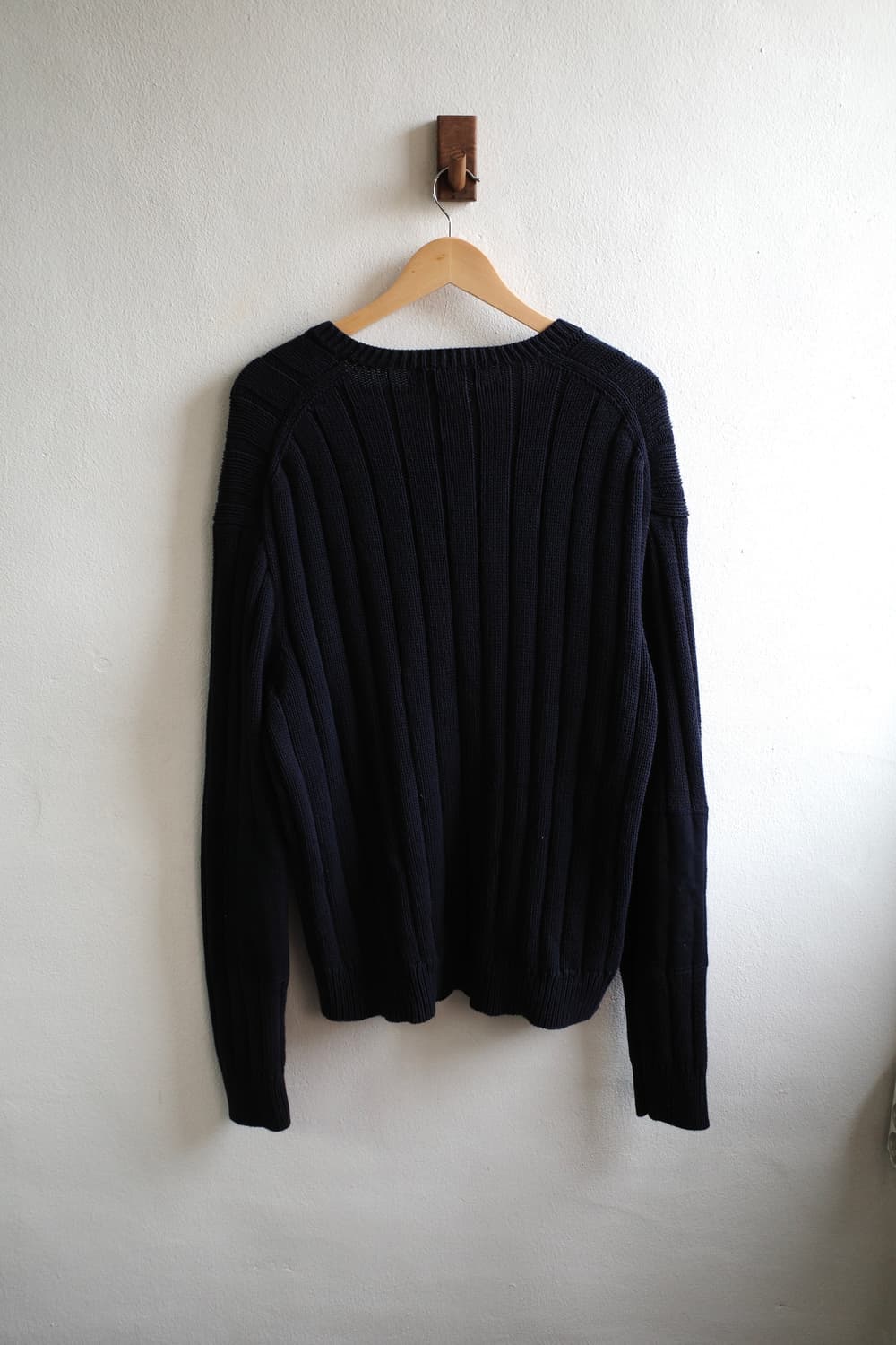 폴로 브이넥 니트 상품이미지8