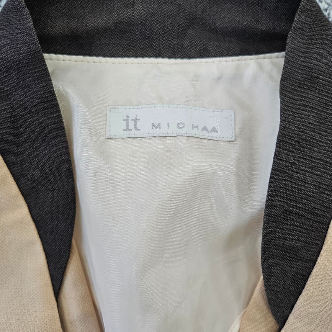 [79-85-155] 잇 미샤 여성 원버튼 자켓 0102YH1 상품이미지3