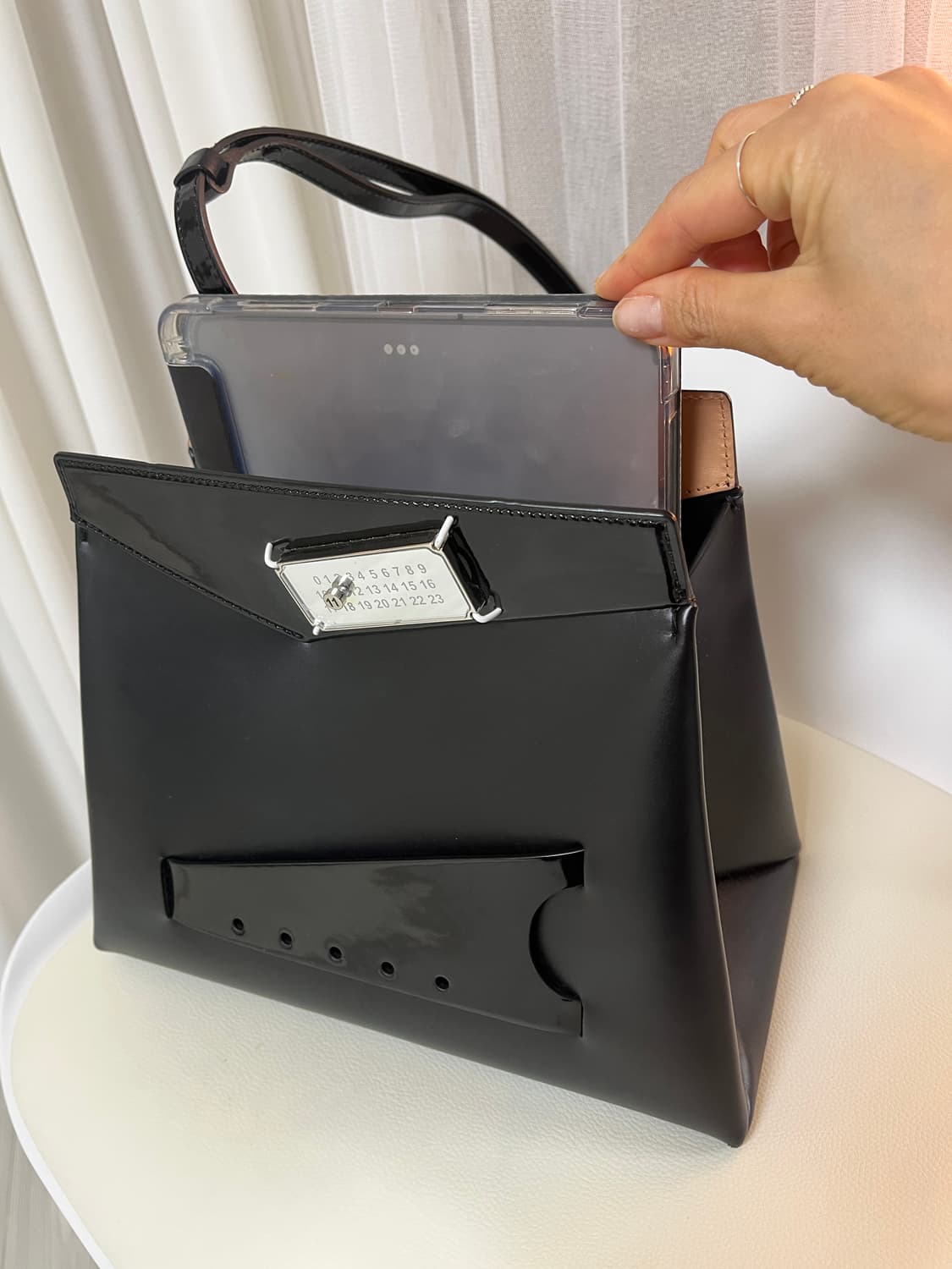 매종 마르지엘라 스내치드 토트숄더백 상품이미지8