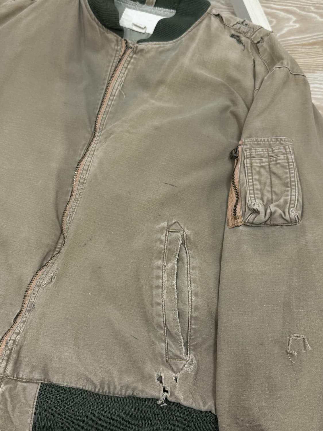 아메리칸이글 디스트레스드 보로 ma-1 상품이미지9