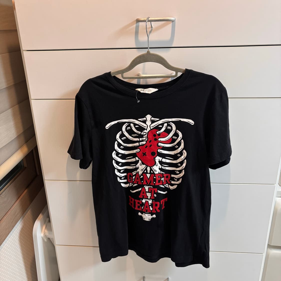 H&M 빈티지 블랙 해골 게임 반팔티 상품이미지3