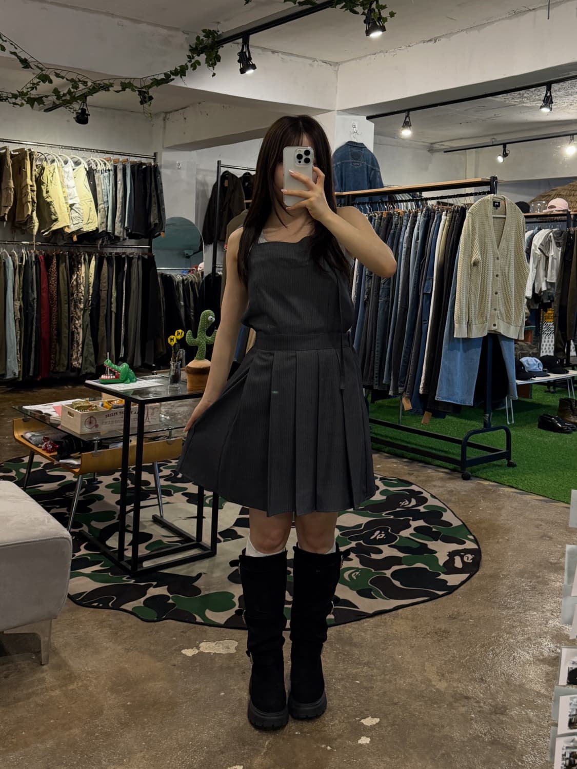 포에토 잼플리츠 홀터 드레스 상품이미지1