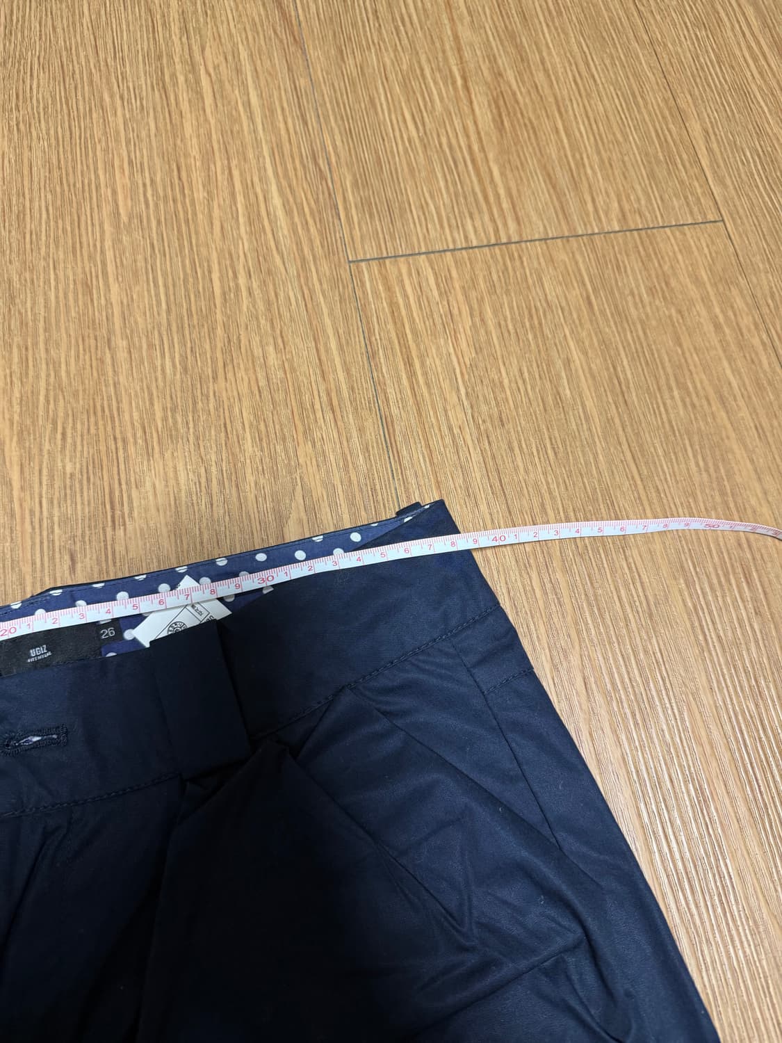 네이비 땡땡이 롤업 반바지 상품이미지3