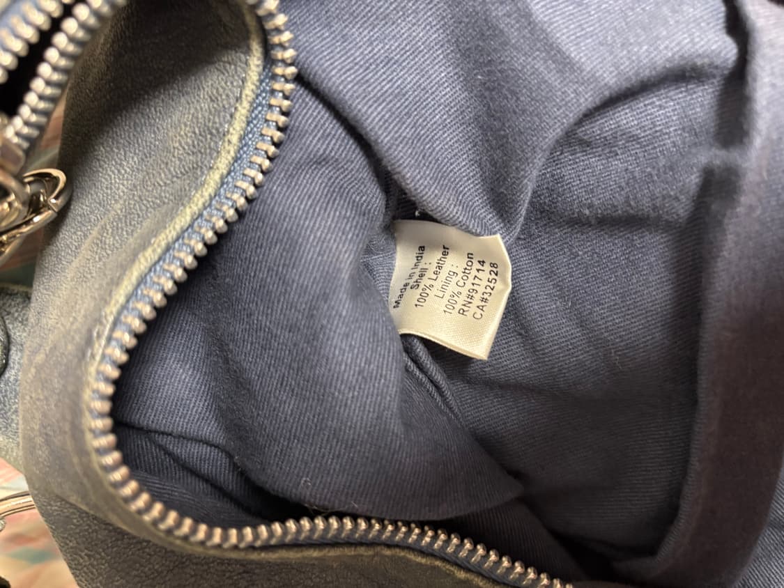 아르마니 익스체인지 스웨이드 백 상품이미지8