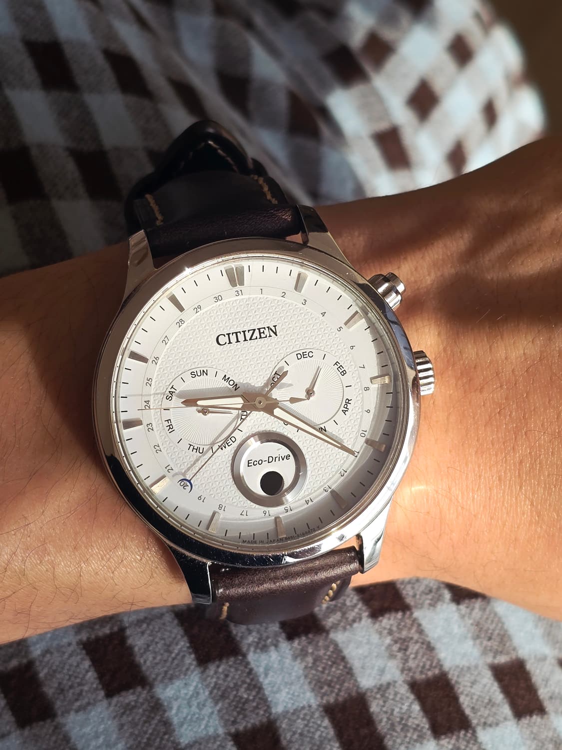 시티즌 에코드라이브 문페이즈 ap1050 56a 판매합니다 상품이미지4