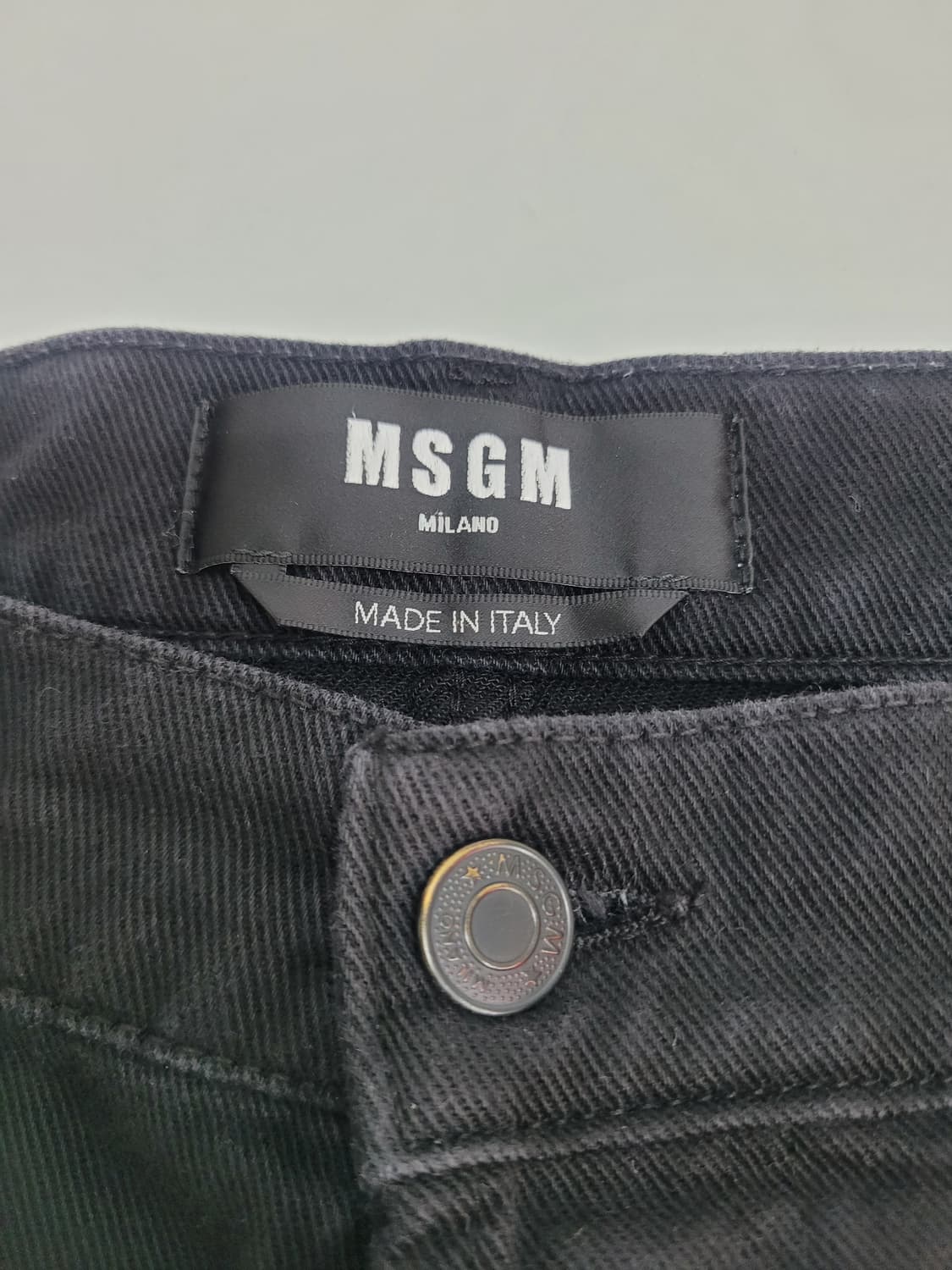 MSGM 로고 프린트 릴렉스핏 블랙진 청바지 / 남 50 (33정도)

 상품이미지8