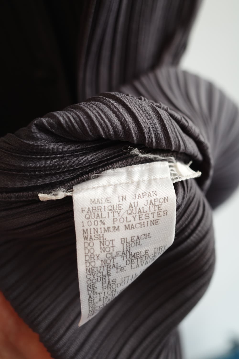 PLEATS PLEASE by 이세이 미야케 슬리브리스 탑 상품이미지7