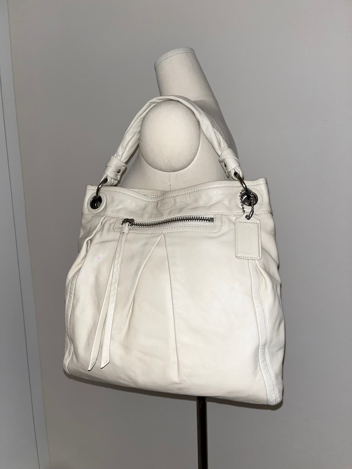 🎉SALE🎉 COACH AllWhite shoulder bag 상품이미지2