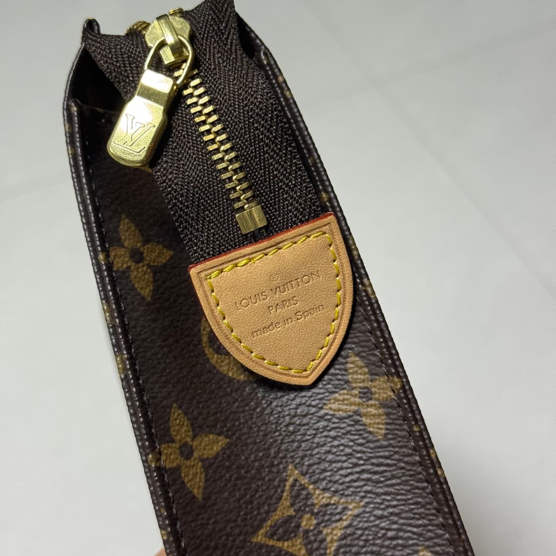 [정품풀박스] 루이비통 포쉐트토일렛 클러치 26 풀박스 상품이미지2