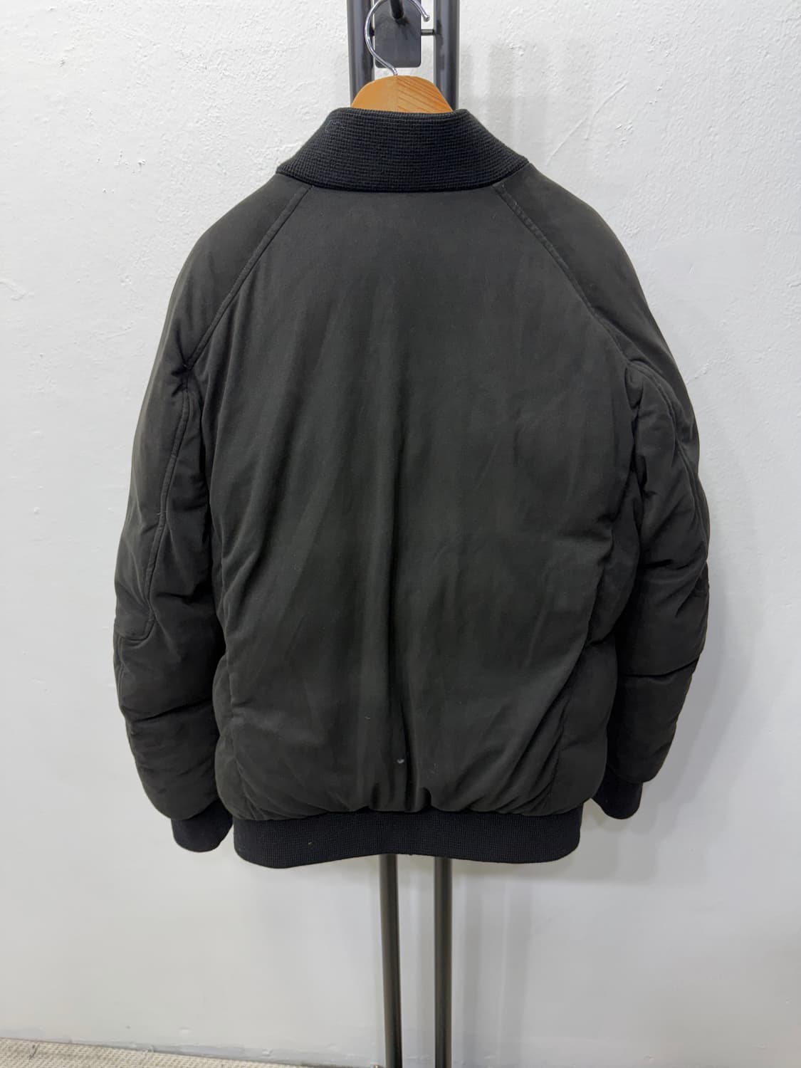 정품) 시스템옴므 한섬 블랙 봄버 구스패딩 자켓 95 상품이미지4