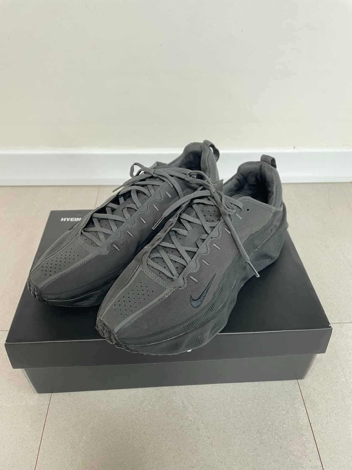 [285] 나이키x 혜인서 아바로버 상품이미지1