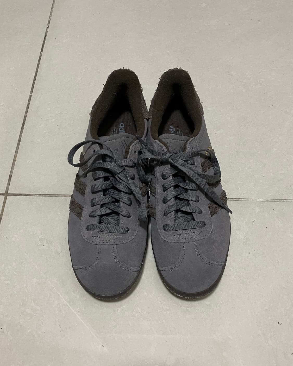 아디다스 가젤 차콜 다크 브라운 240 상품이미지1