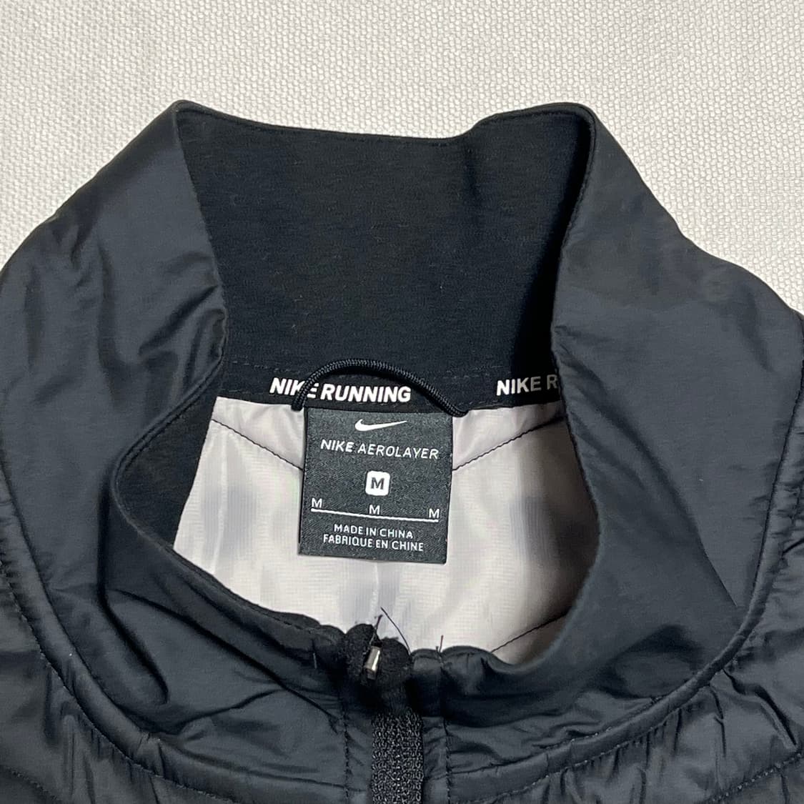 M 나이키 에어로레이어 블랙 경량 베스트 상품이미지4