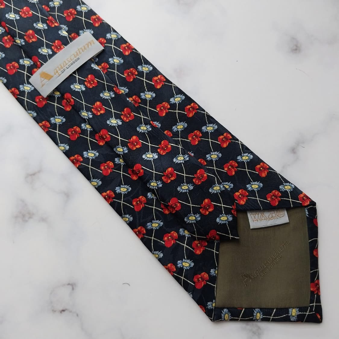 아쿠아스큐텀 실크 네이비 플라워 패턴 넥타이 10cm A+등급 K1201 상품이미지10