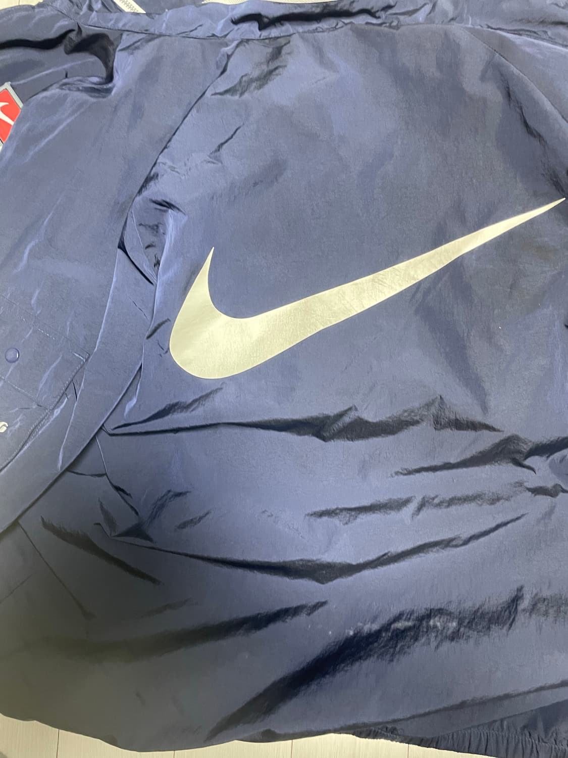 2023에 엄청 유행하던 nike team 바람막이 상품이미지4