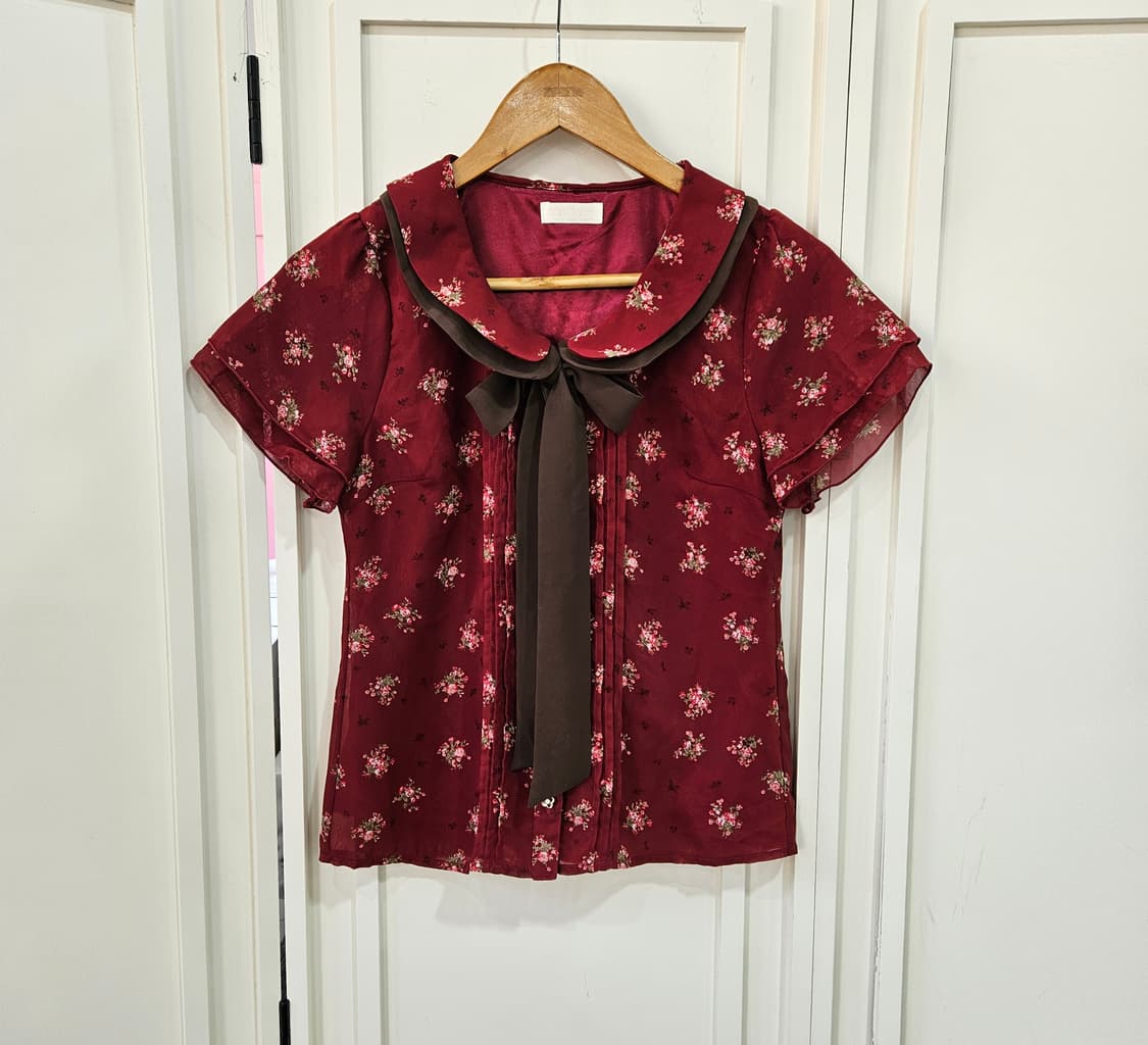 와인초코 플라워 리본 블라우스 상품이미지1