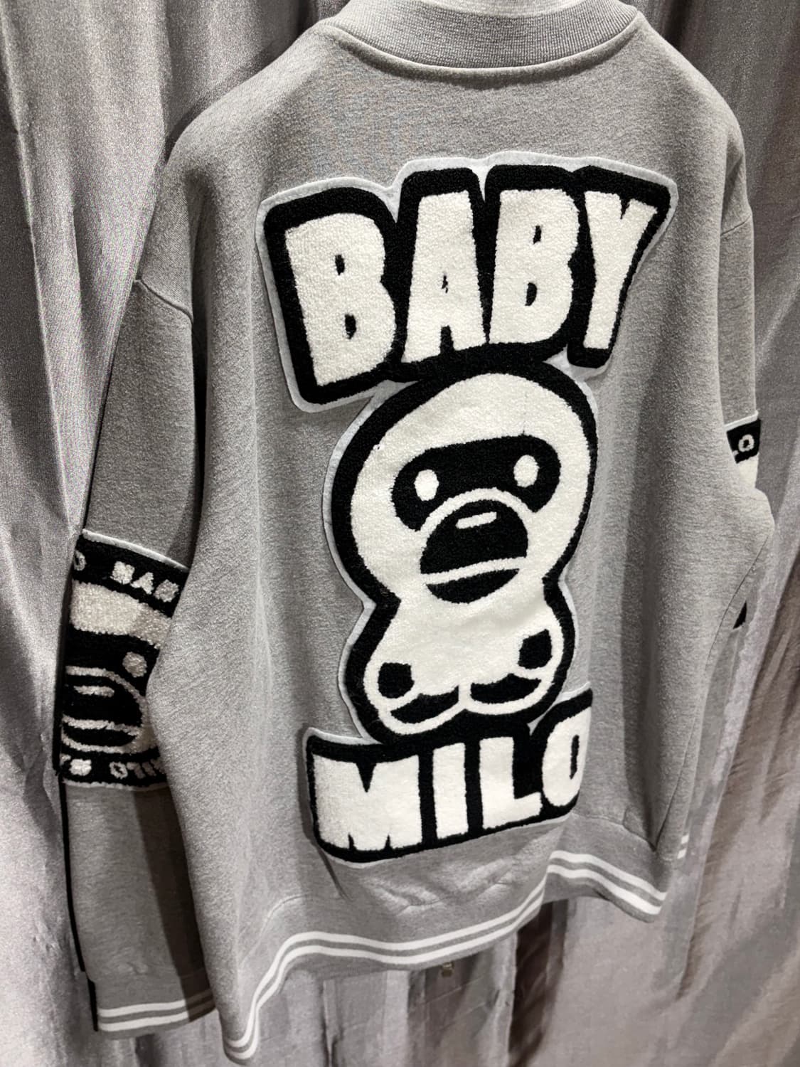 XXL 베이프 BABY 마일로 빅패치 코튼 바시티 상품이미지5