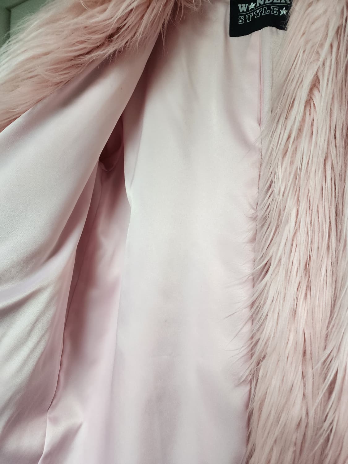 원더스타일 핑크 페이크퍼 자켓 상품이미지3