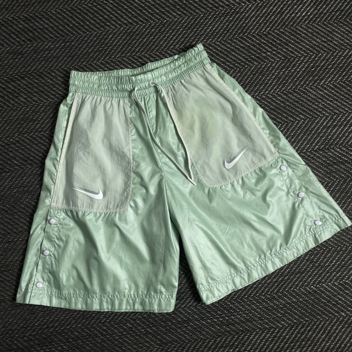 나이키 우먼스 더블 스우시 나일론 러닝 팬츠y 3301 상품이미지1