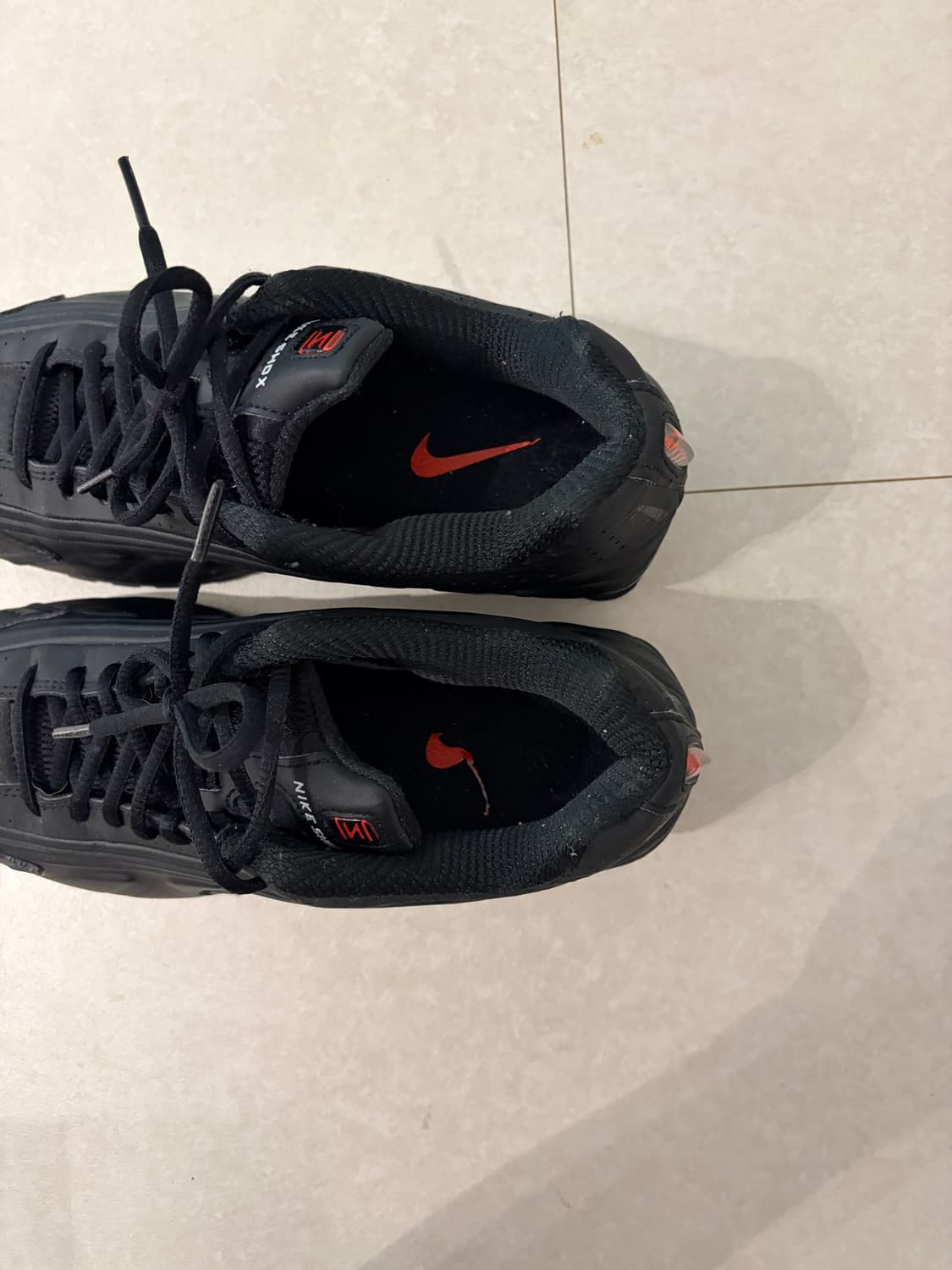 샥스 r4 올블랙 상품이미지8