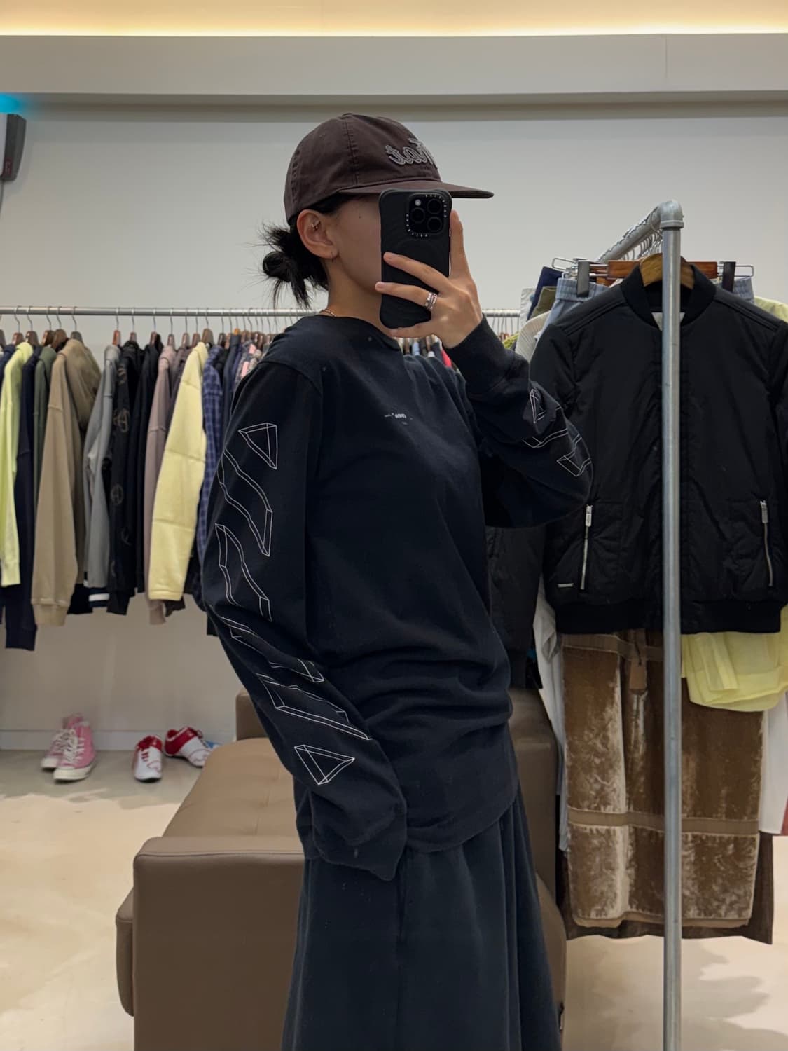 오프화이트 3d라인 애로우 맨투맨  상품이미지5