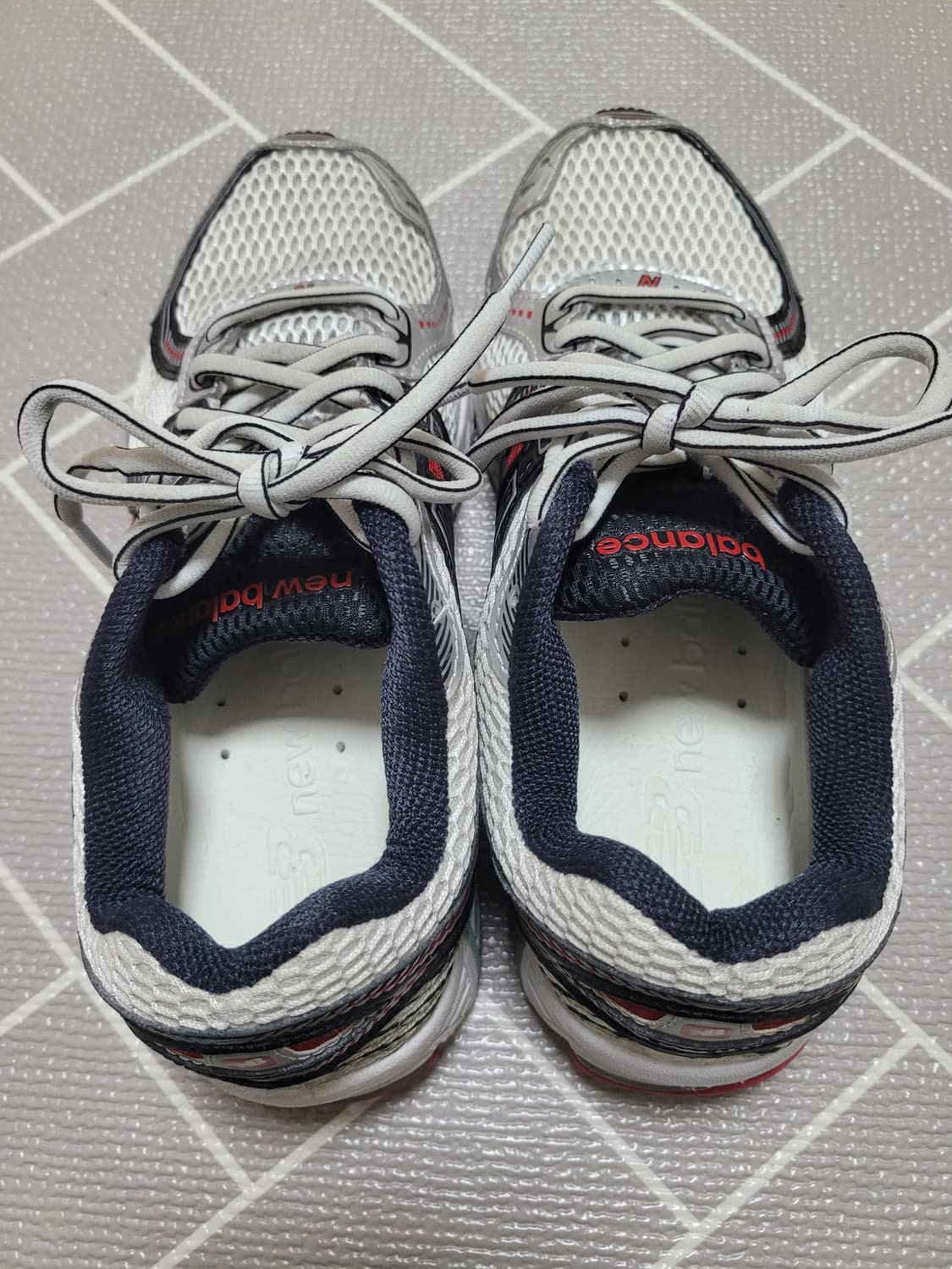 뉴발란스 860v2 화이트레드 240 상품이미지4