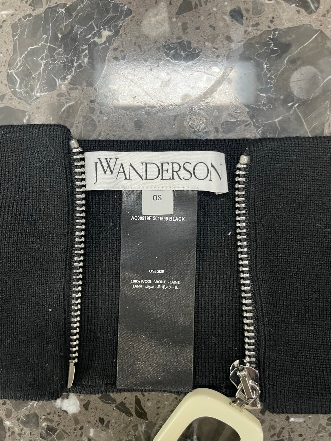 JW Anderson 집업 목토시 상품이미지3
