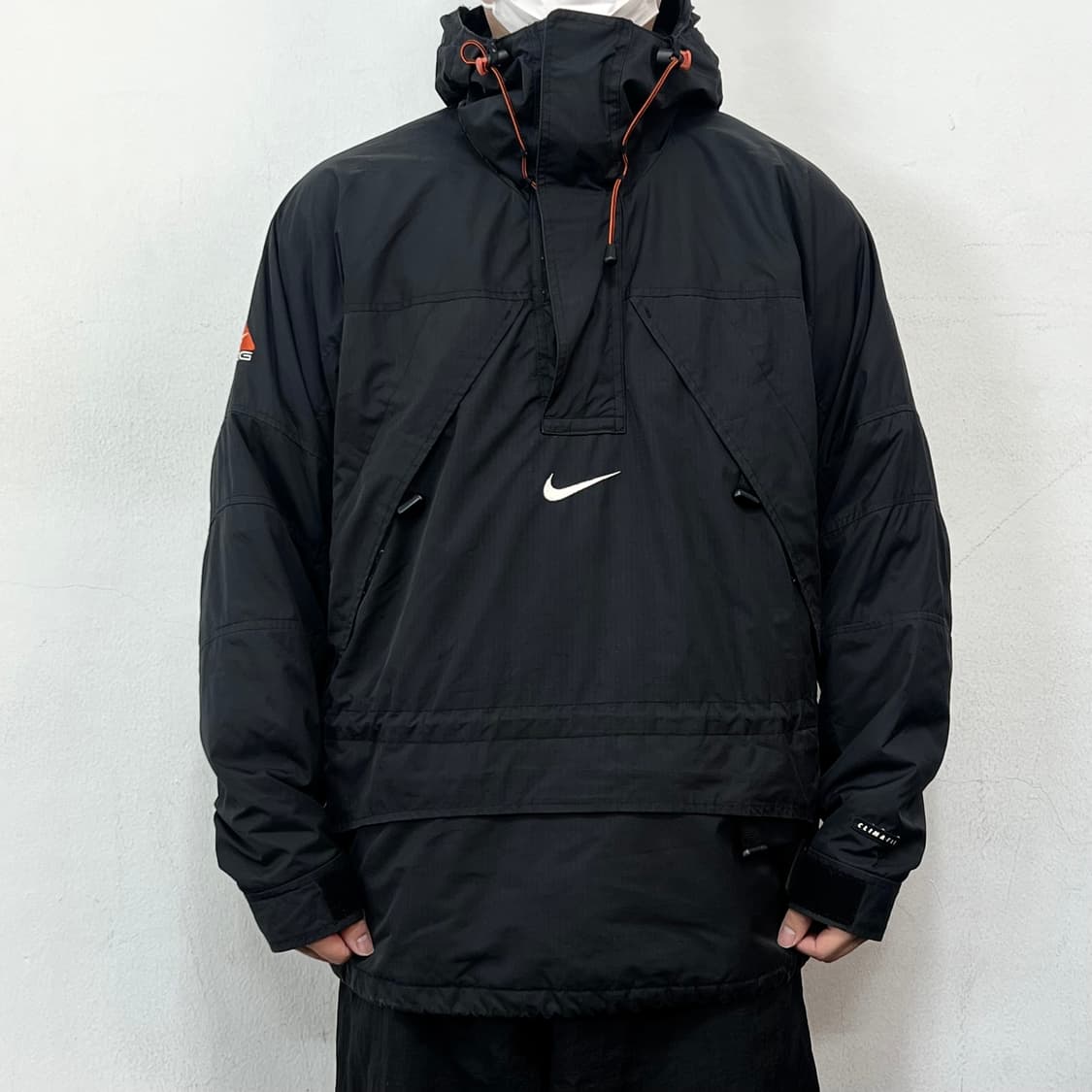 나이키 ACG 블랙 멀티스우시 하이넥 테크 아노락 자켓 상품이미지1