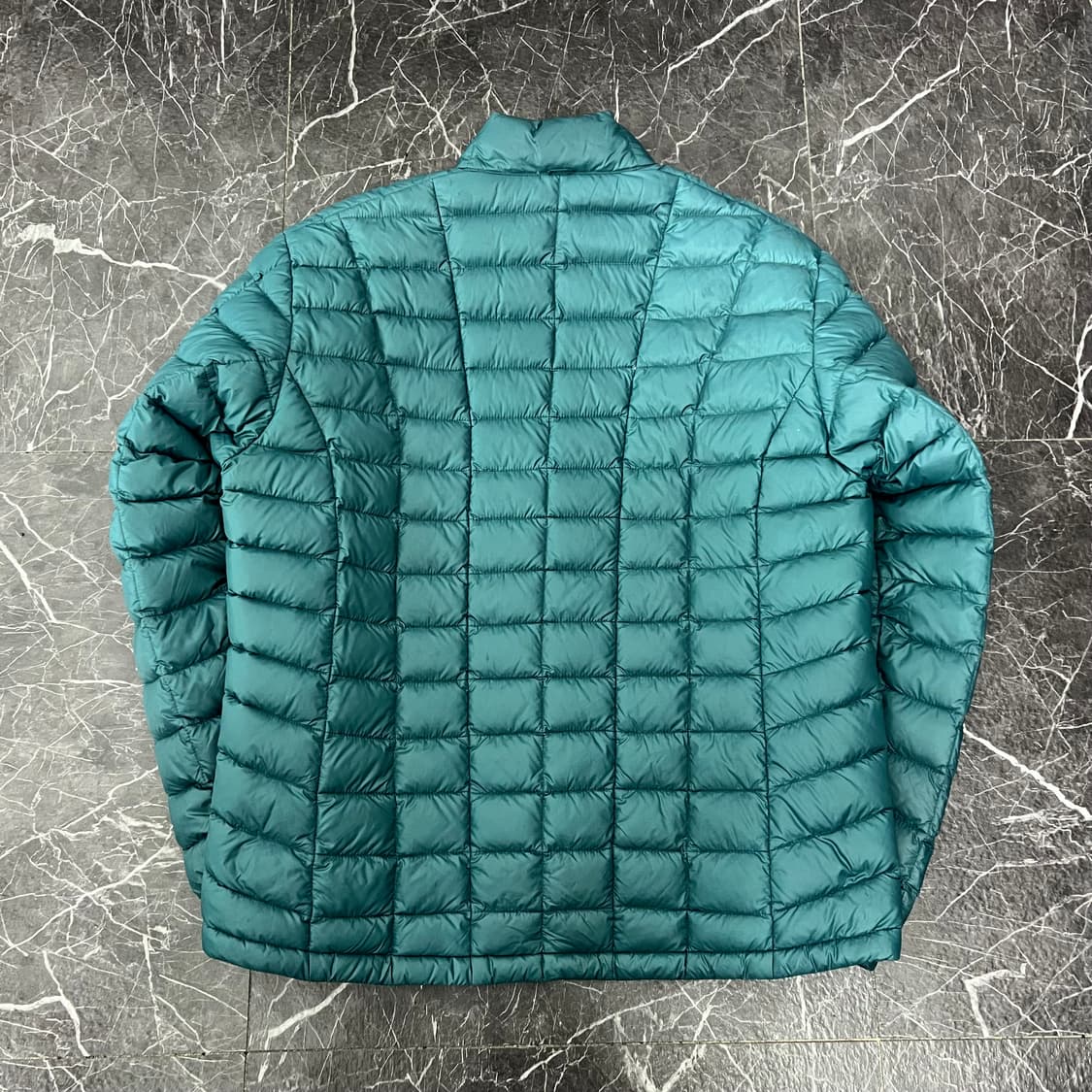 몽벨 제나 구스다운 경량 패딩 상품이미지2