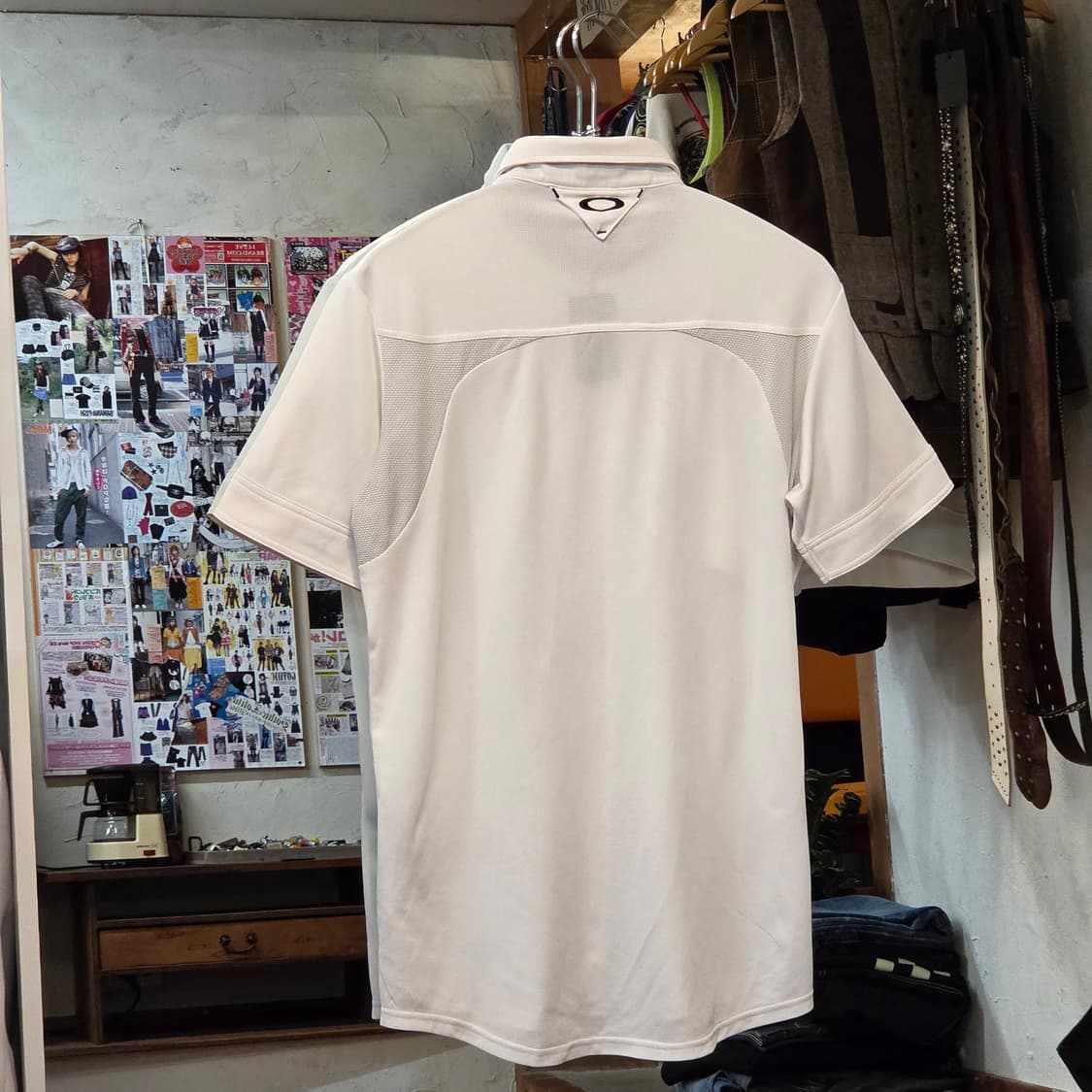 오클리 핀턱 스컬 자수 반팔 셔츠 상품이미지4