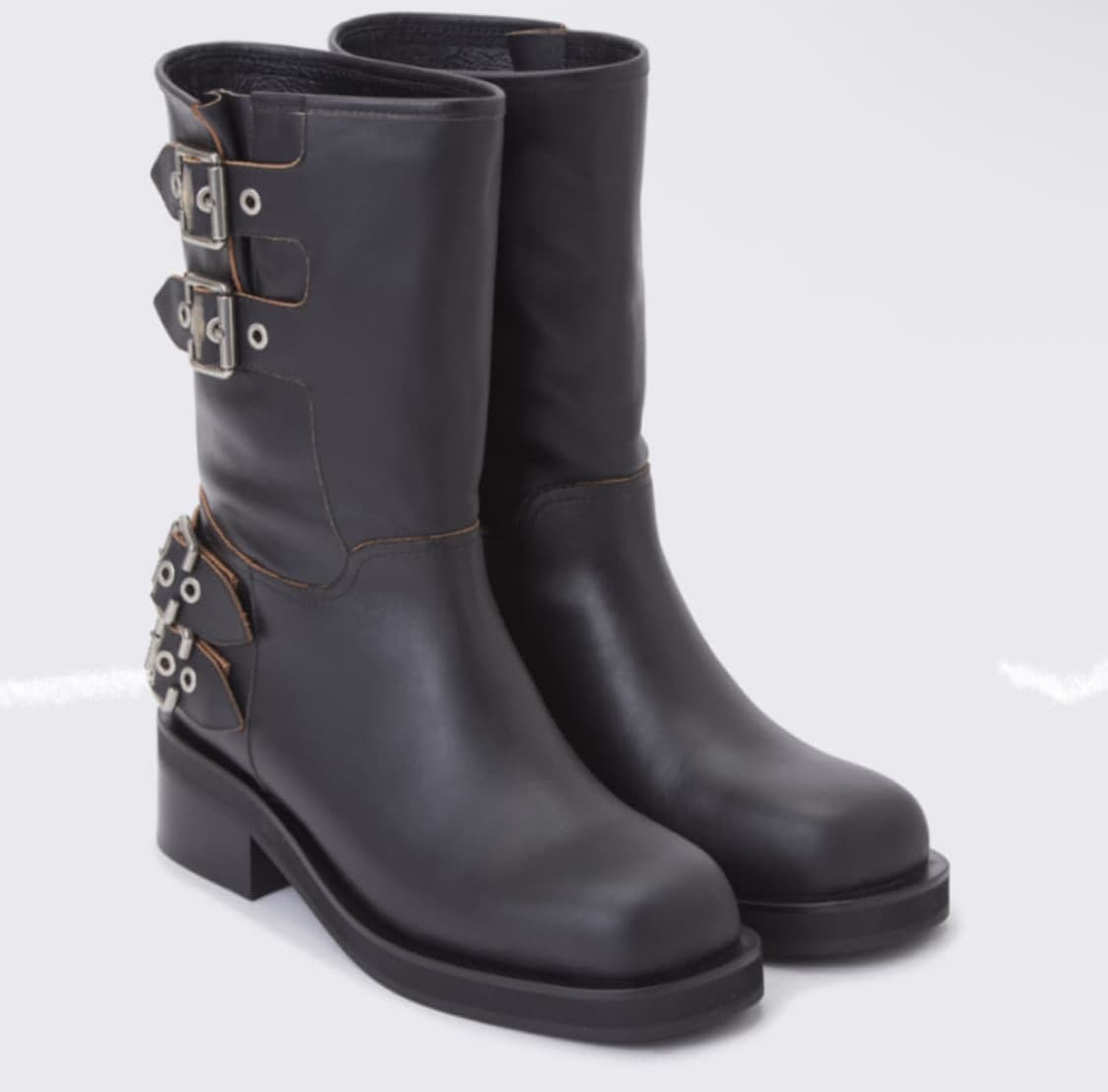 슈콤마보니 버클 부츠 상품이미지1