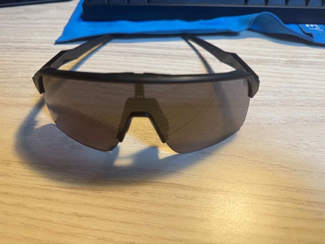 오클리 수트로 라이트 프리즘 블랙 팝니다(실내 시착 1회) 상품이미지1