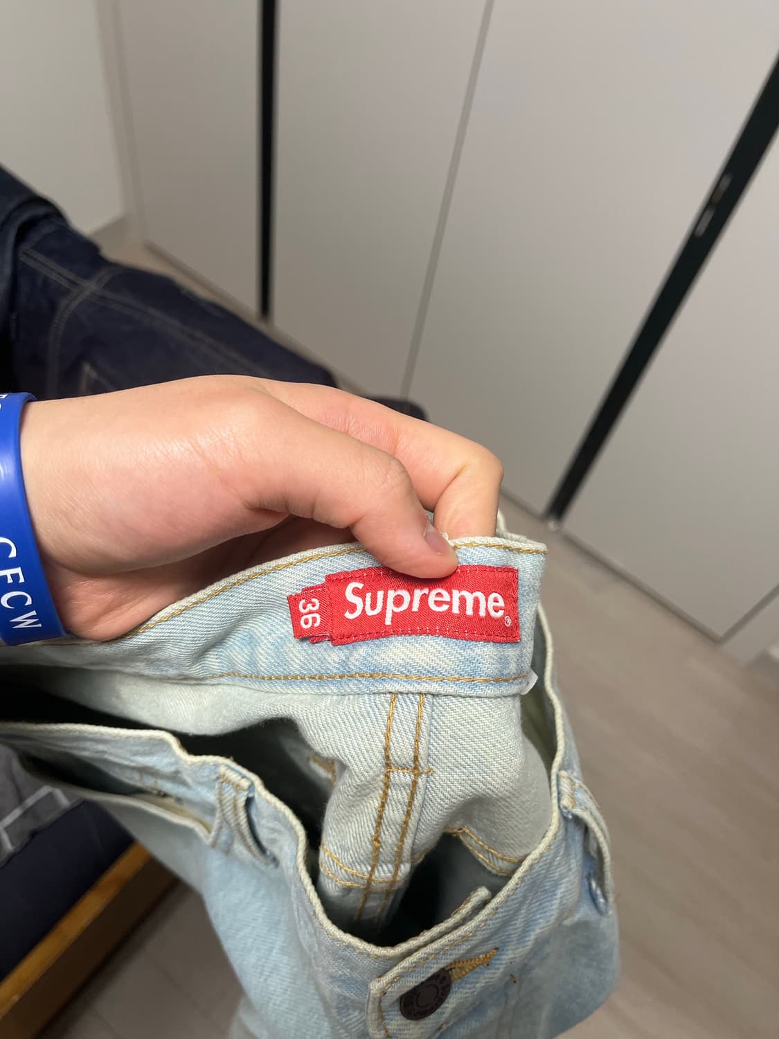 슈프림 레귤러진 36사이즈 상품이미지4