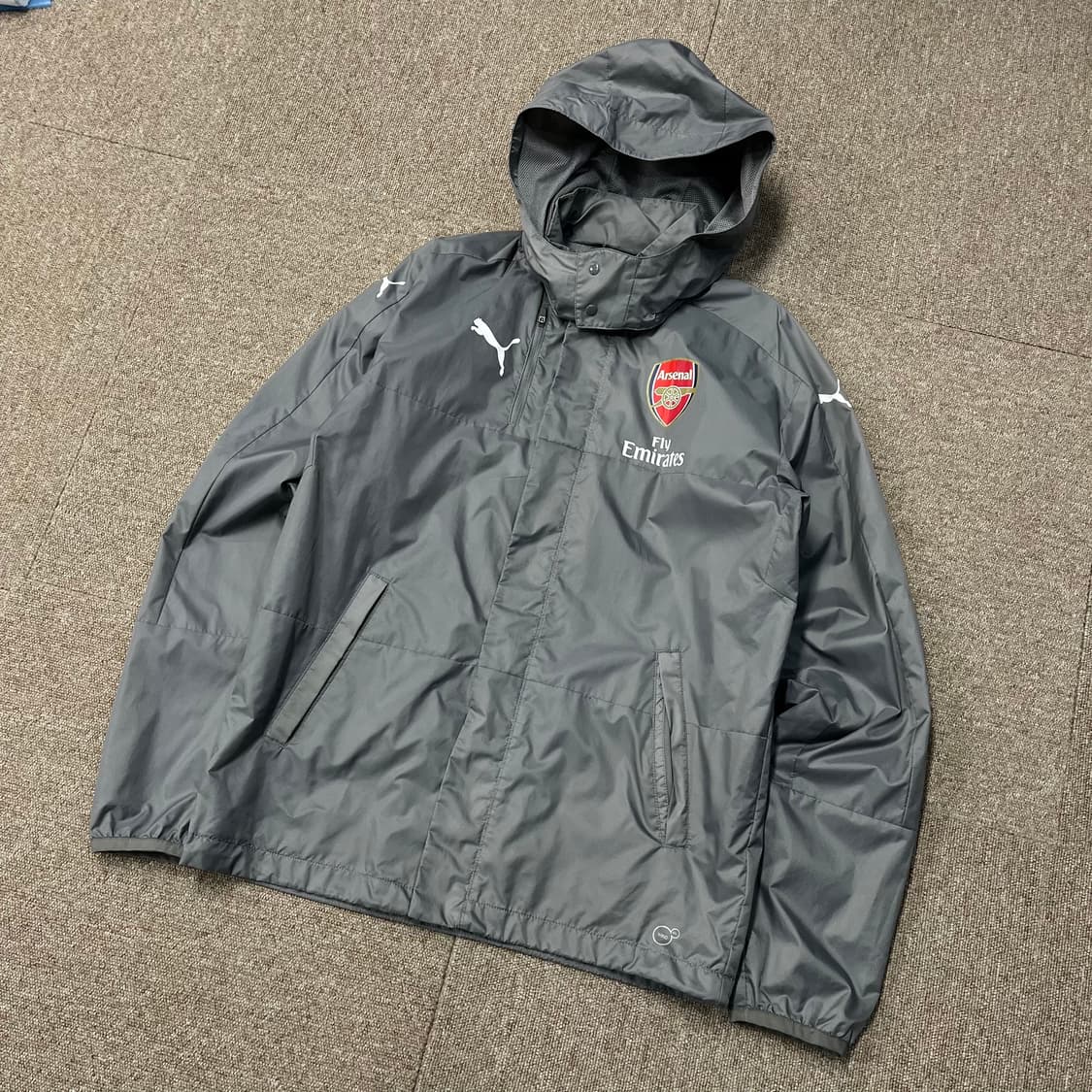  푸마 아스날 16-17 바람막이 상품이미지1