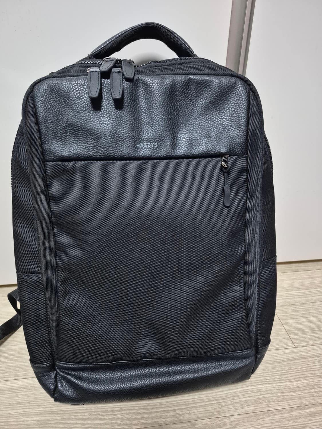 해지스 정품 백팩 가방 판매합니다 상품이미지1