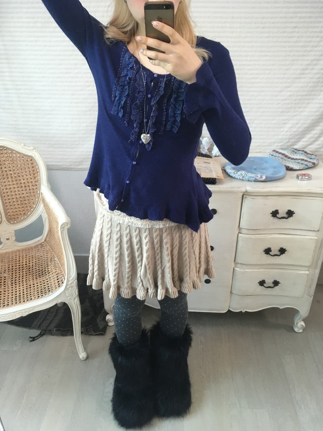 jpn vintage beige twist frill skirt 상품이미지4